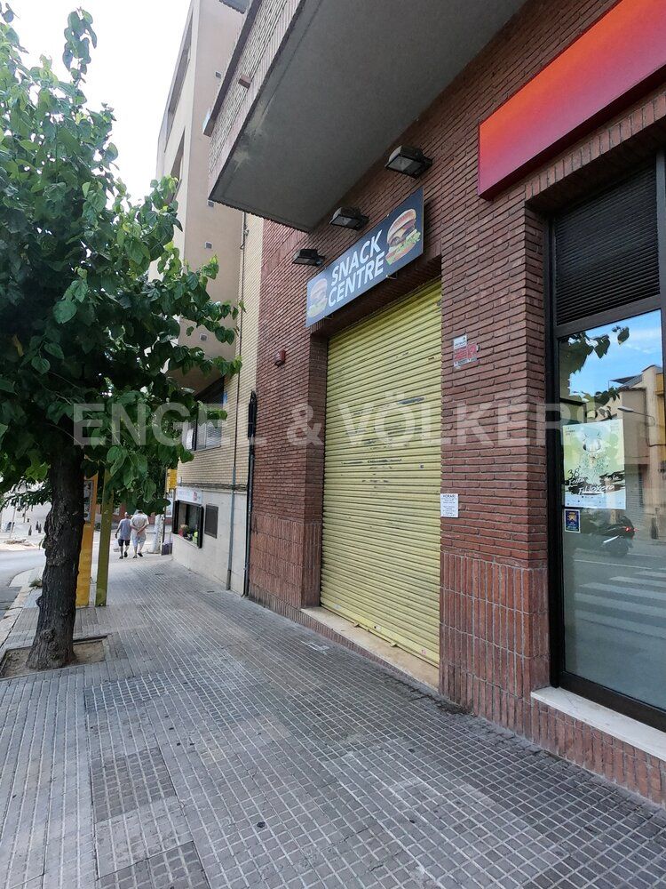 Vista exterior de Local en venta en Sant Sadurní d'Anoia