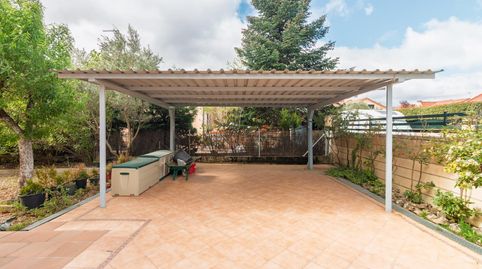 Foto 5 de Casa adosada en venta en Collado Mediano, Madrid
