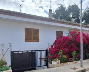Exterior view of House or chalet for sale in Alberic  with Storage room and Swimming Pool