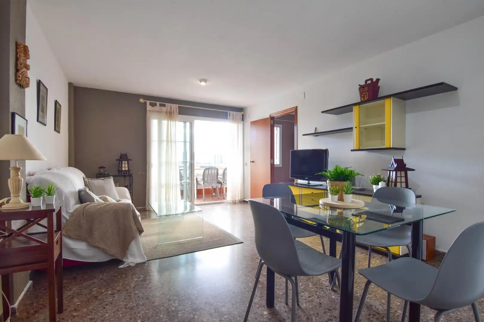 Mini appartamento con terrazza in affitto a Avenida MAR, imagen 7