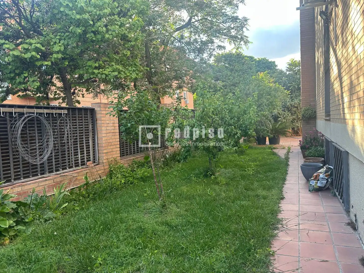 Casa o xalet en venda en Azuqueca de Henares amb Aire condicionat, Calefacció i Jardí privat