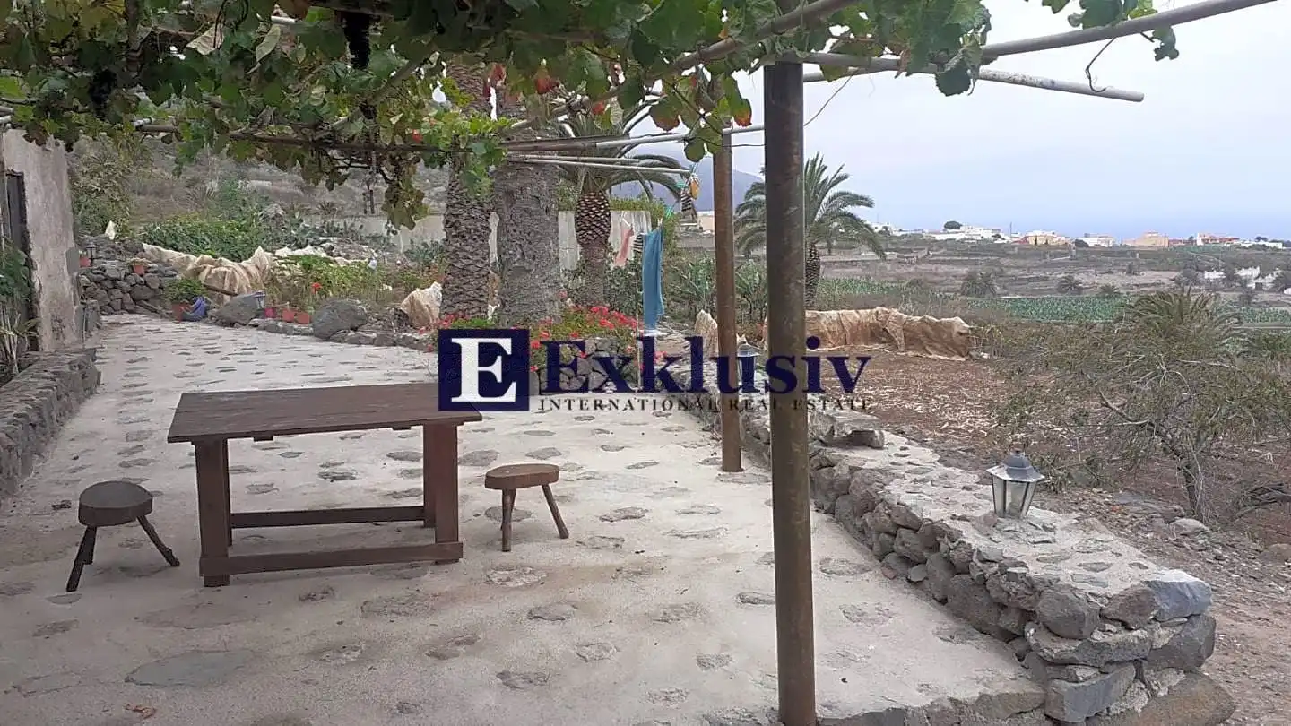 Country homes for sale in Buenavista del Norte