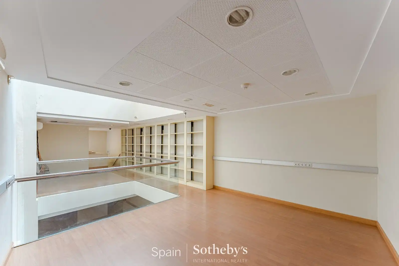 Office for sale in San Cristóbal de la Laguna  with Terrace and Storage room