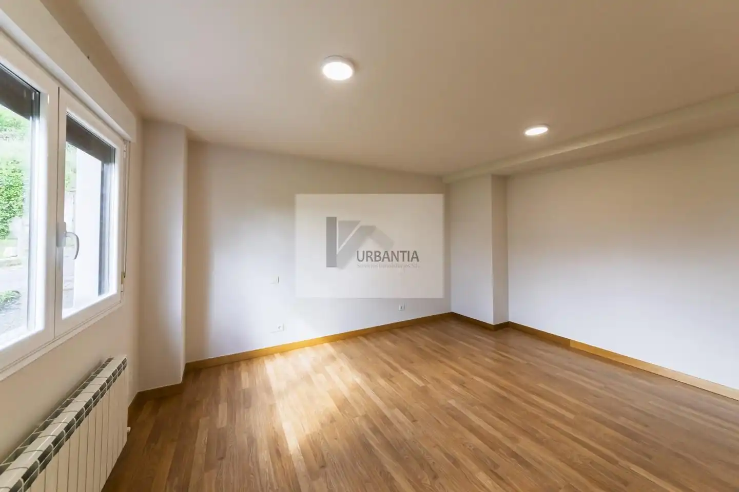 Flat for sale in Iza / Itza  with Heating, Parquet flooring and Storage room