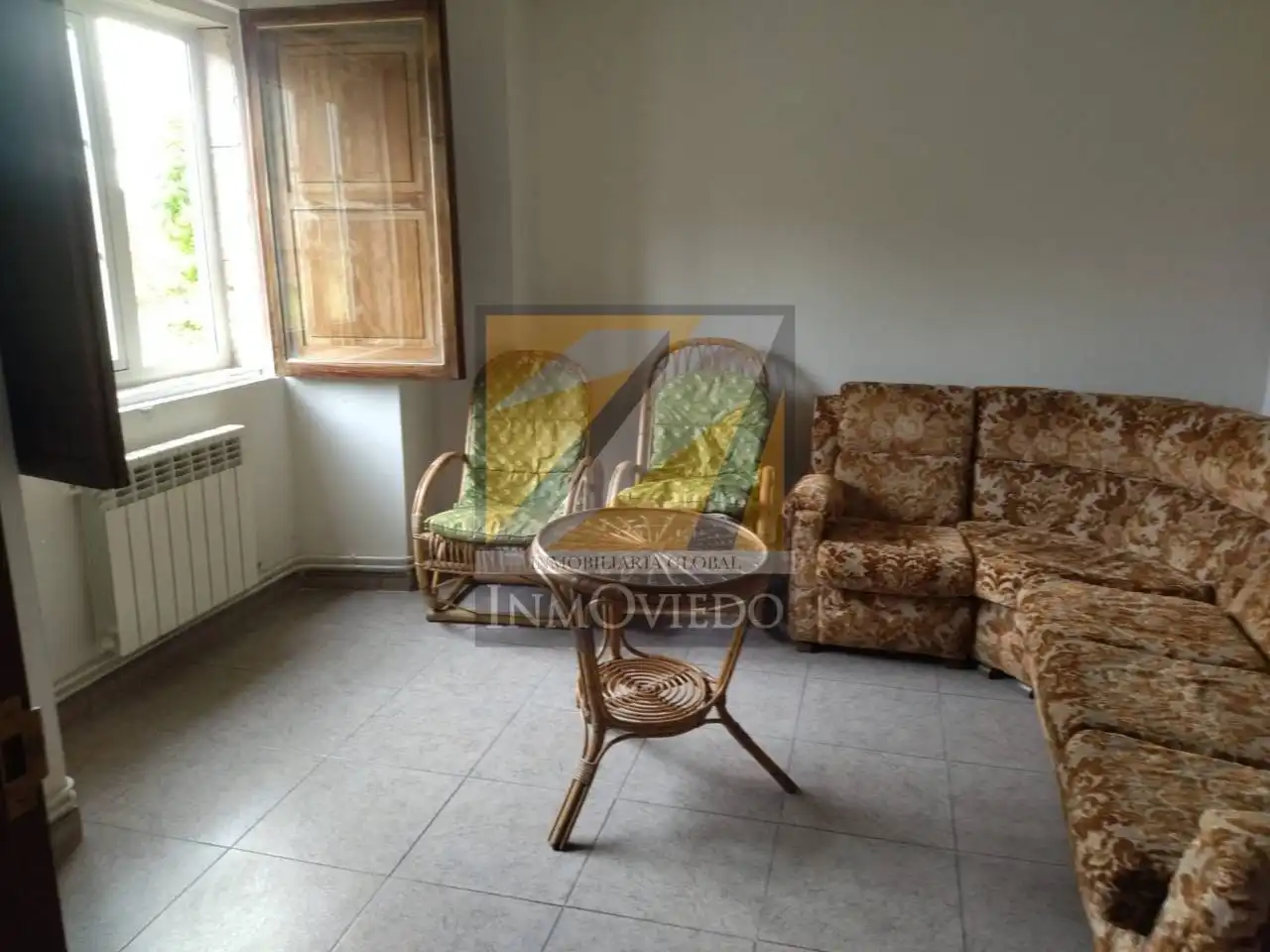 Sala d'estar de Casa o xalet en venda en Cospeito amb Calefacció, Jardí privat i Parquet