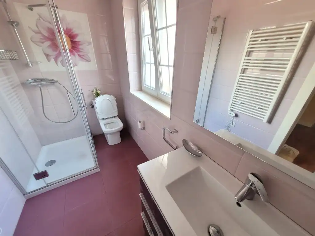 Bathroom of Houses for sale in Castrillón