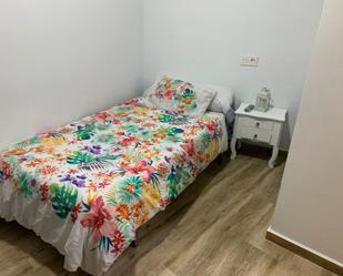Dormitori de Casa o xalet per a compartir en  Murcia Capital amb Aire condicionat, Calefacció i Moblat