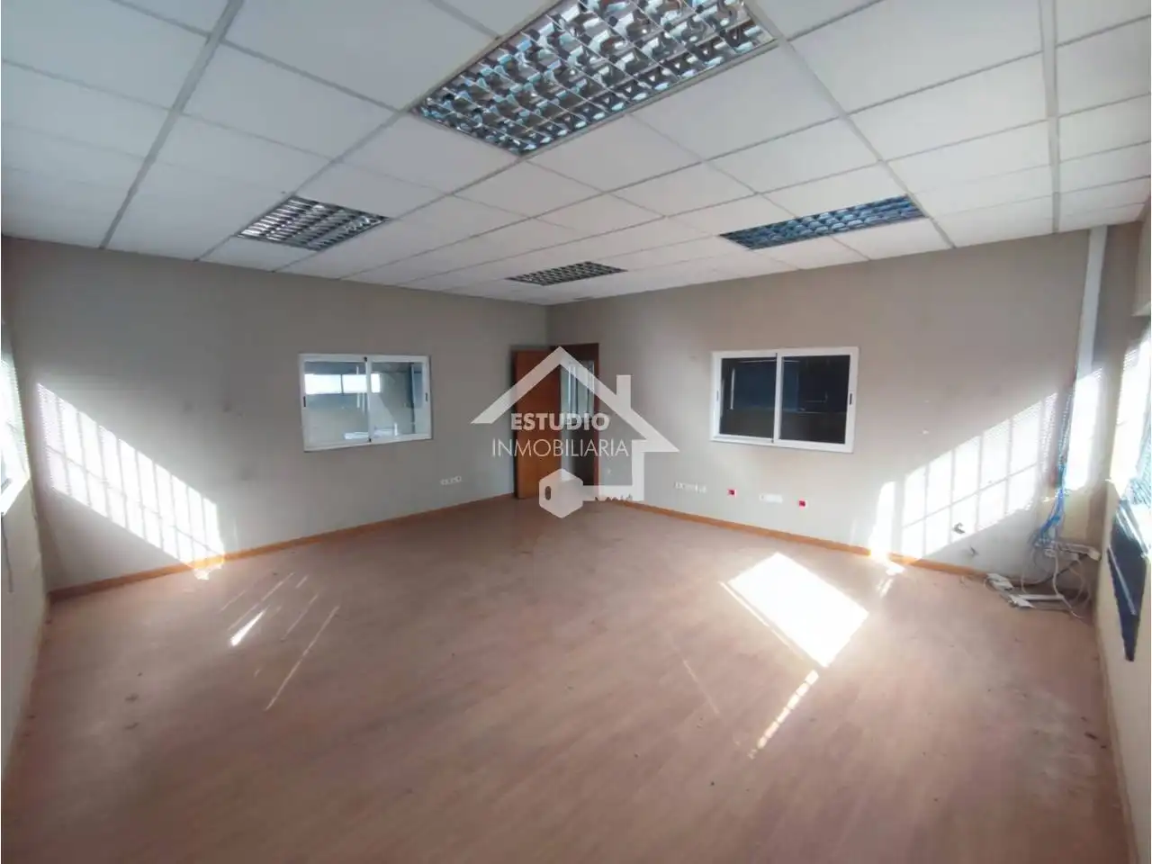 Industrial building for sale in Calle POLIGONO EL JUNCAL, imagen 2