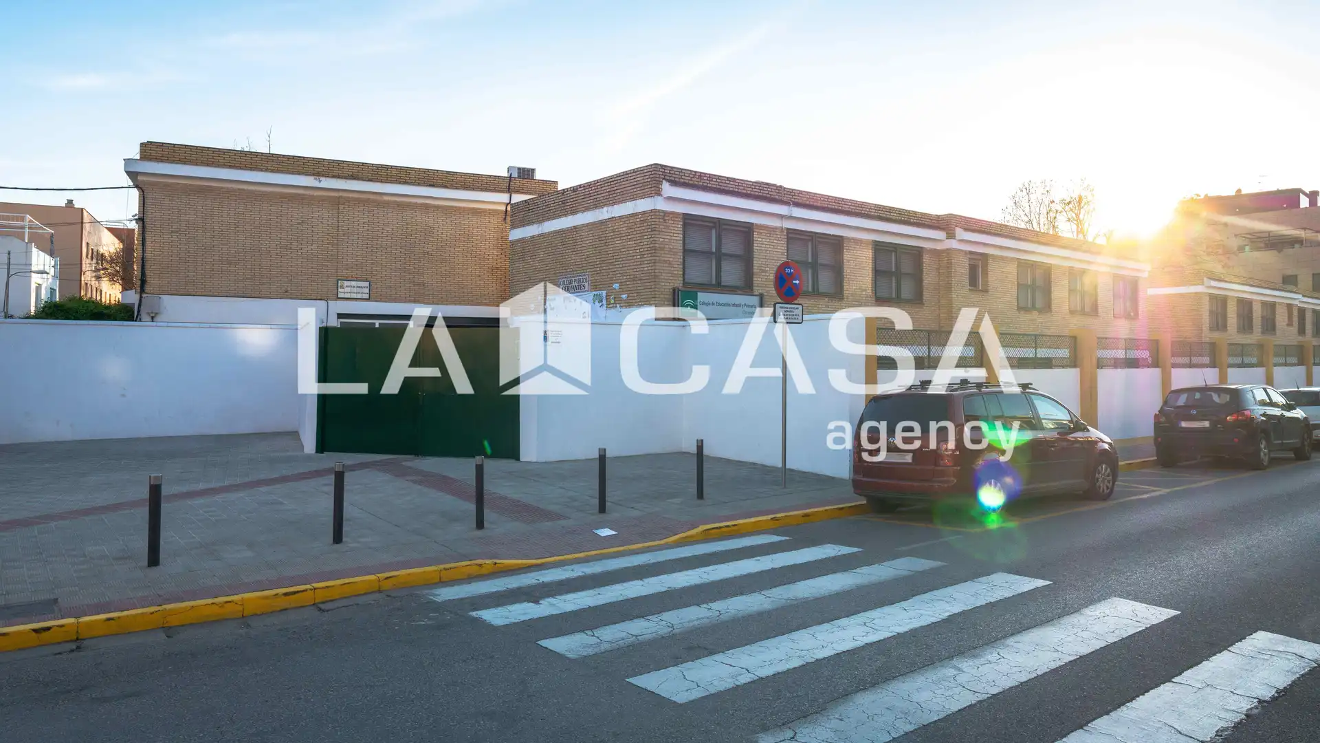 Vista exterior de Piso en venta en Dos Hermanas con Terraza