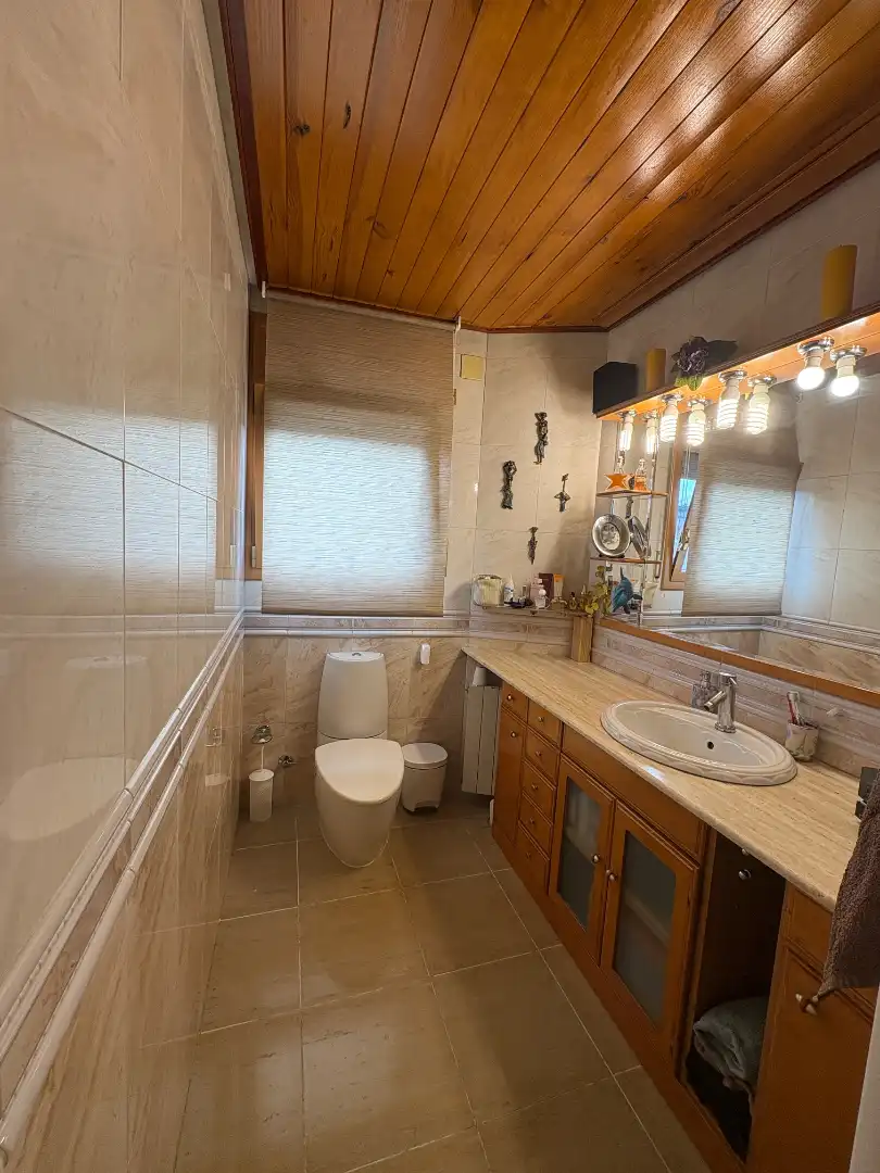 Baño de Casa o chalet en venta en Tona con Calefacción, Parquet y Terraza