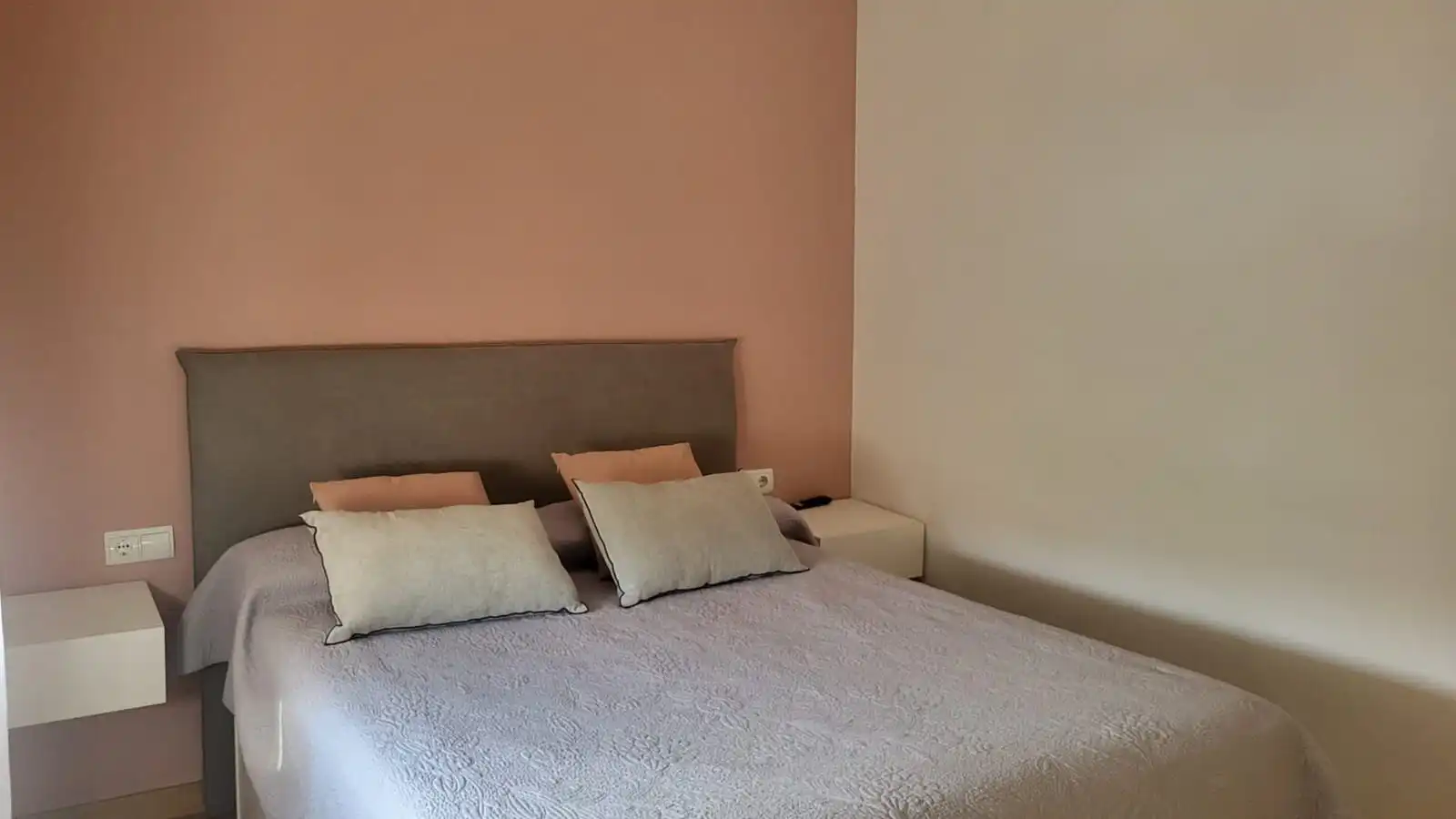 Bedroom of Flat for sale in Creu de Barberà - Sector Sud
