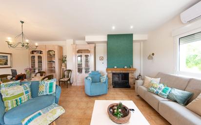 Living room of House or chalet for sale in Yecla  with Air Conditioner, Heating and Private garden