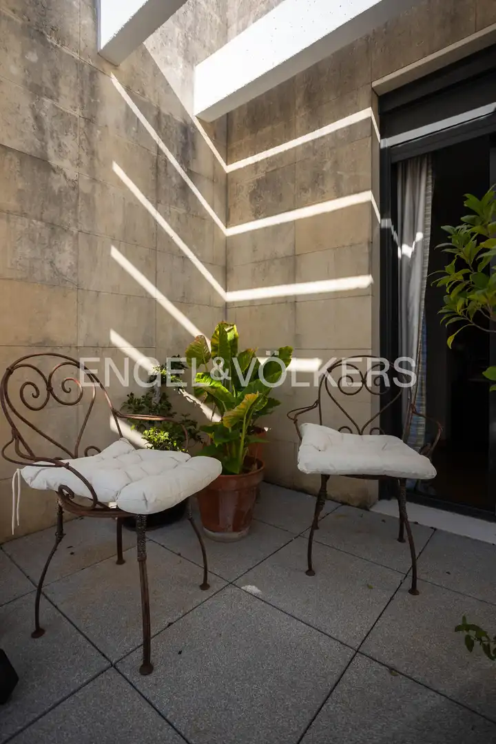 Terraza de Ático en venta en Camas con Aire acondicionado, Calefacción y Jardín privado