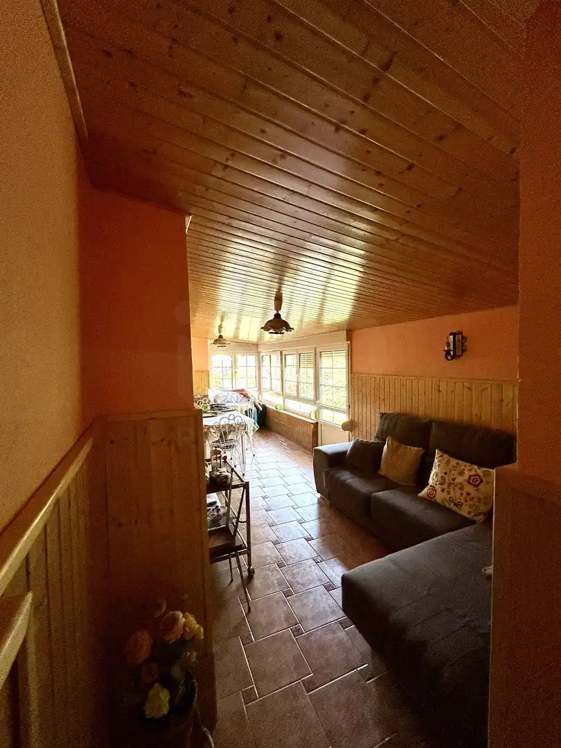 Sala de estar de Casa o chalet en venta en Villadangos del Páramo con Calefacción, Terraza y Piscina
