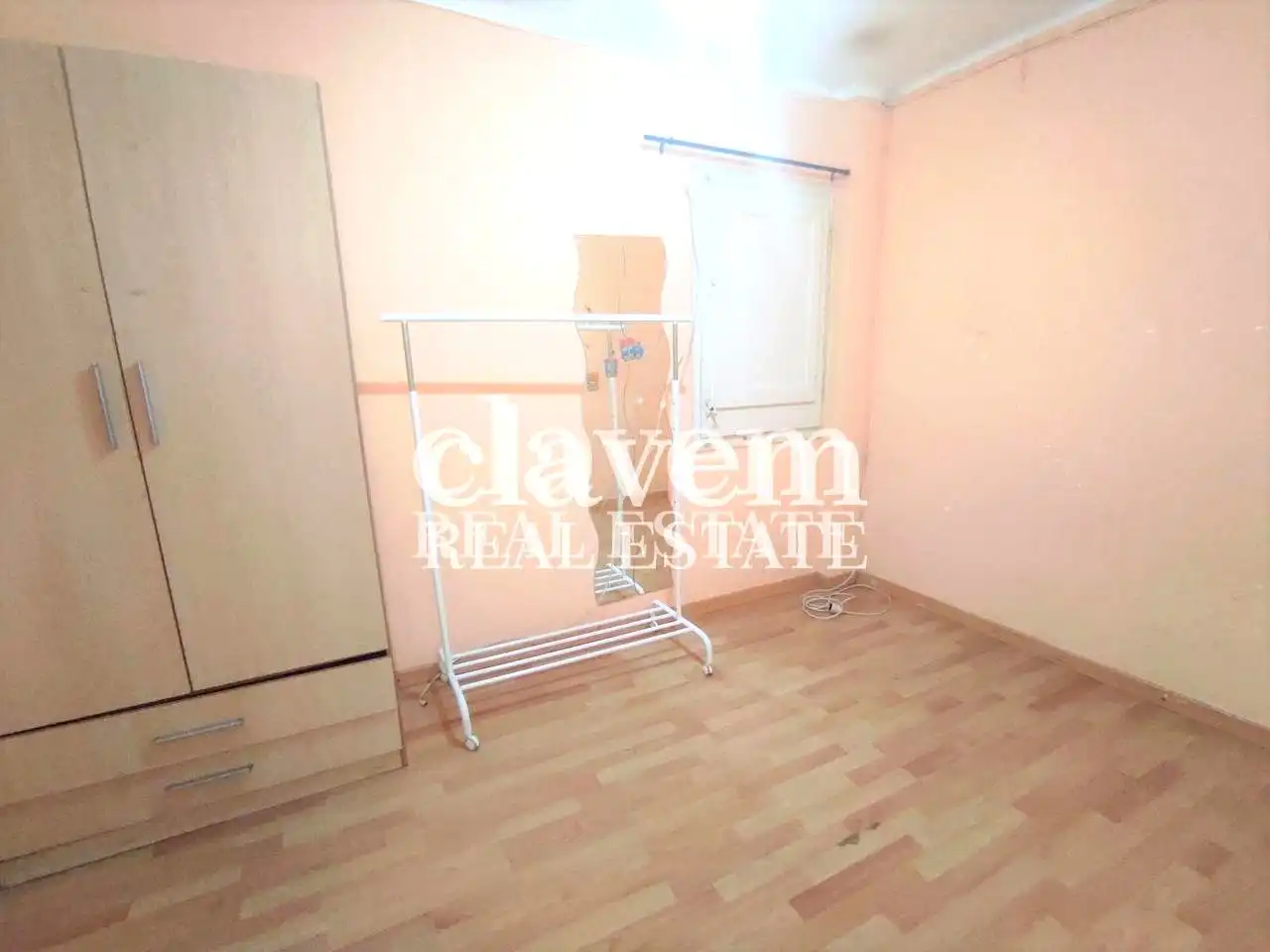 Schlafzimmer von Gebäude zum Verkauf in Barcelona