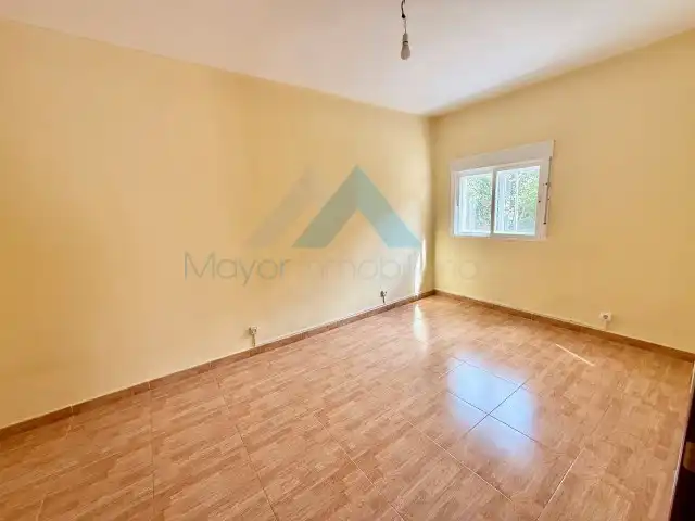 Schlafzimmer von Wohnung zum Verkauf in Alcalá de Henares mit Klimaanlage, Terrasse und Ofen