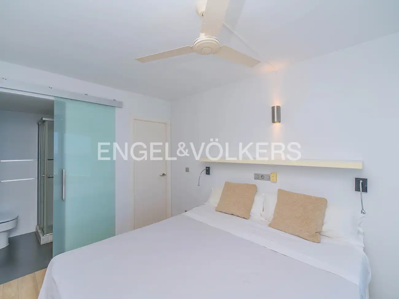 Bedroom of Flat for rent in Alicante / Alacant  with Heating, Terrace and Furnished