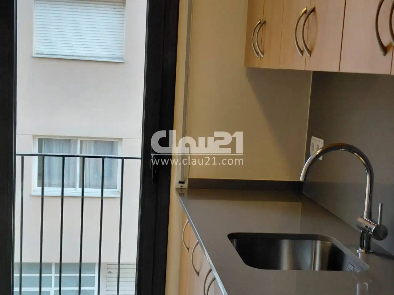 Cuina de Dúplex en venda en La Pobla de Lillet amb Aire condicionat, Calefacció i Balcó