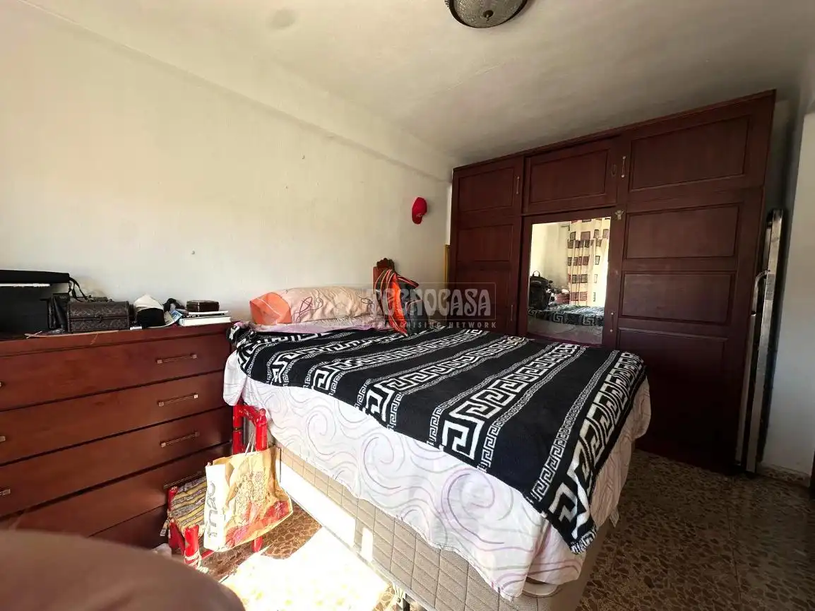 Bedroom of Flat for sale in Málaga
