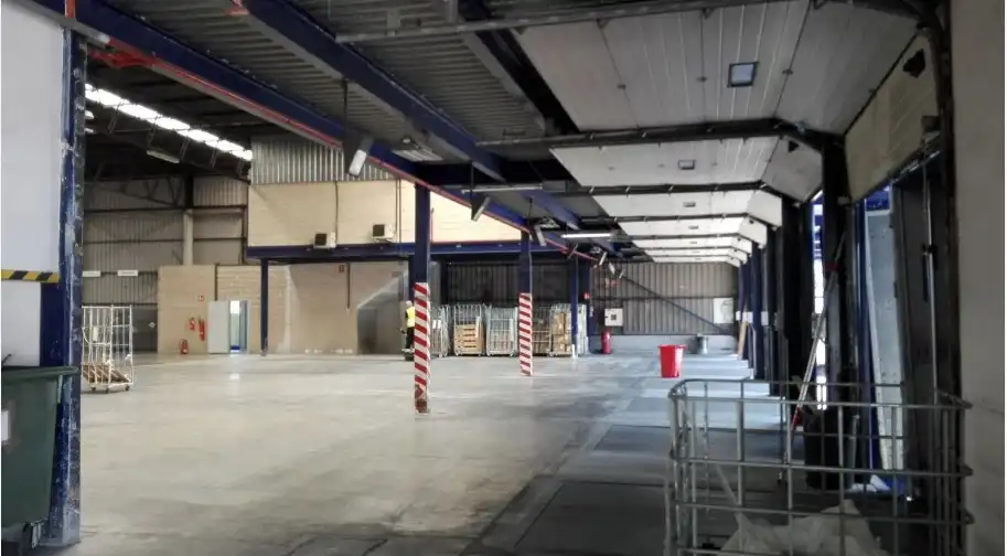 Nau industrial de lloguer en Castellbisbal amb Calefacció i Alarma