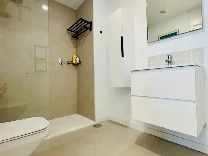 Baño de Ático en venta en Marbella con Aire acondicionado, Terraza y Balcón