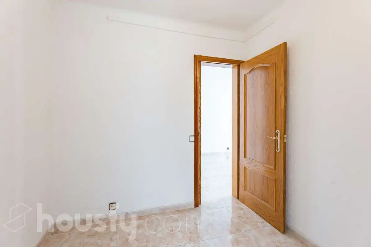 Dormitori de Pis en venda en Barcelona amb Aire condicionat