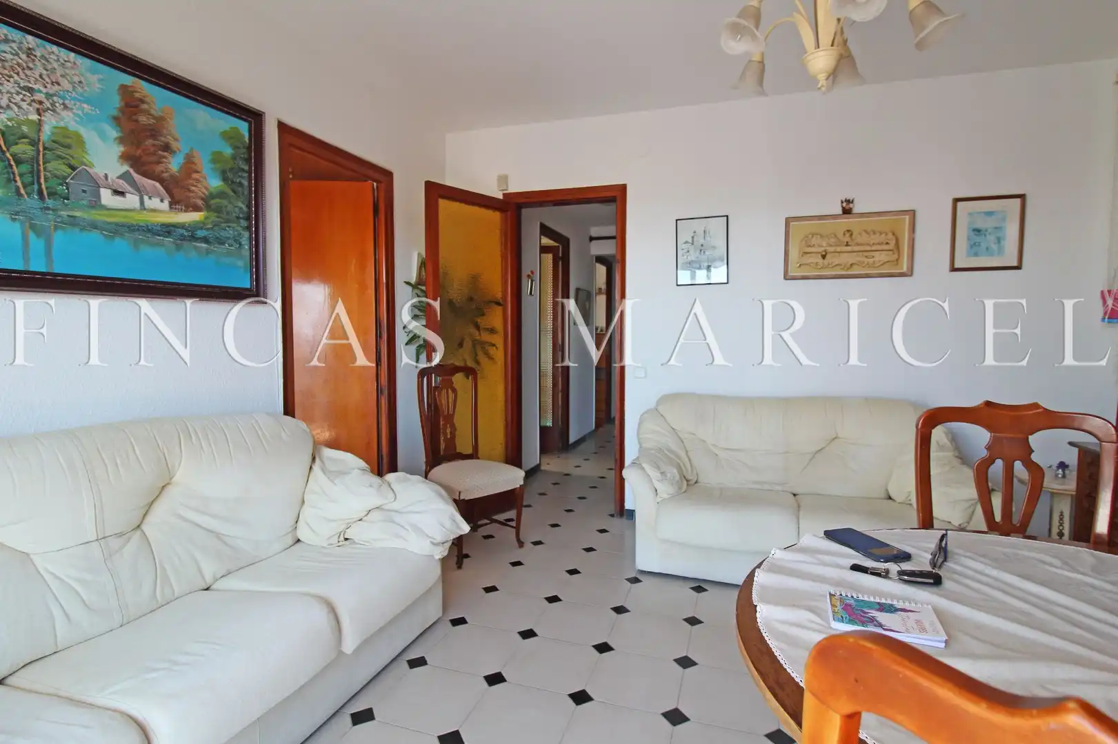Sala de estar de Ático en venta en Sitges con Calefacción y Terraza