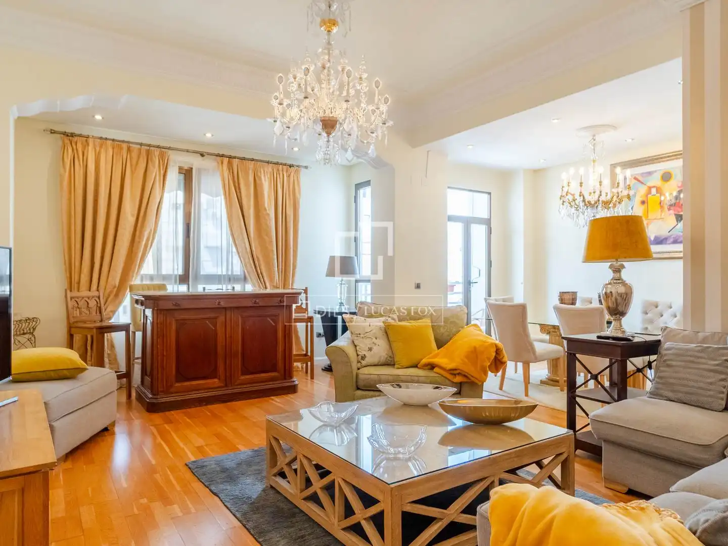 Sala d'estar de Pis de lloguer en Valencia amb Aire condicionat, Parquet i Terrassa