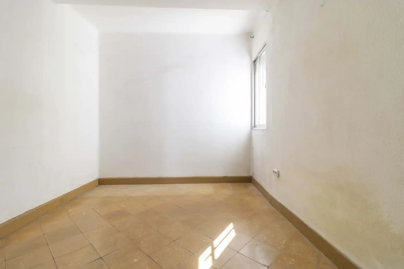 Bedroom of Flat for sale in Sevilla