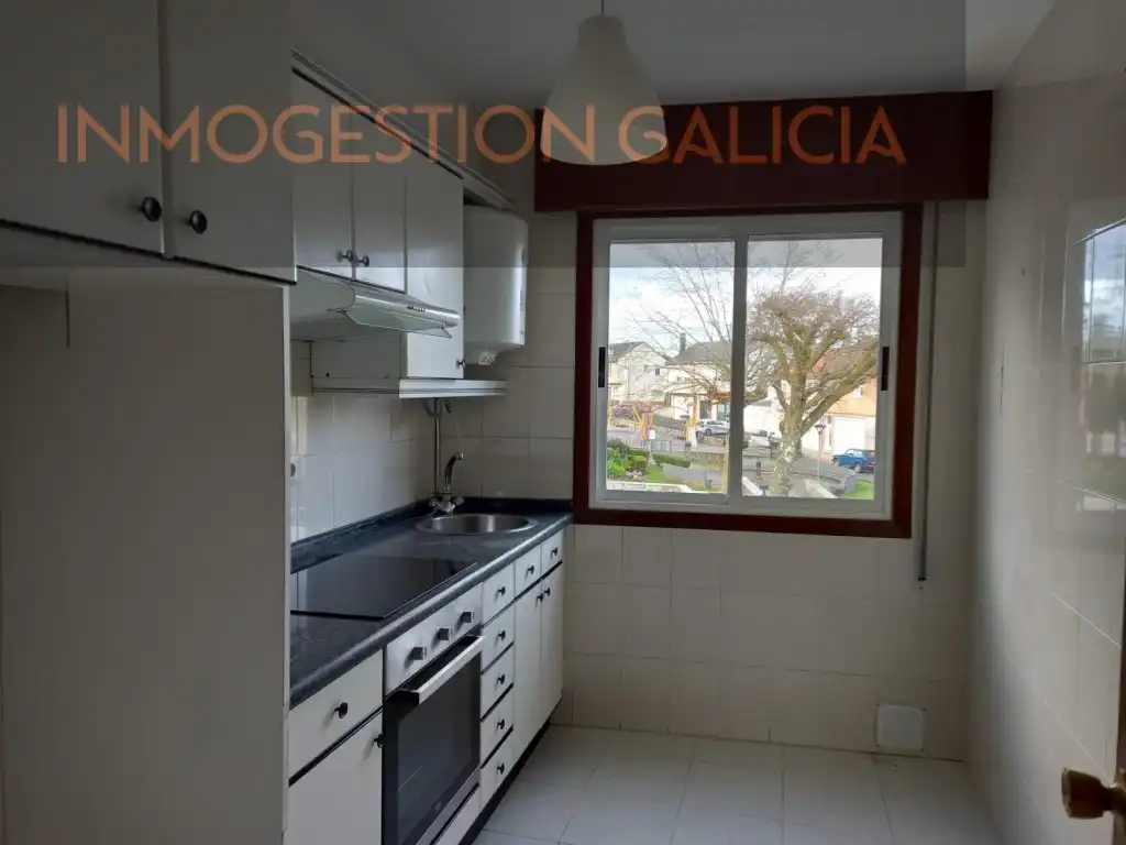 Edificio en venta en Plaza Campo Da Feira, Cerceda