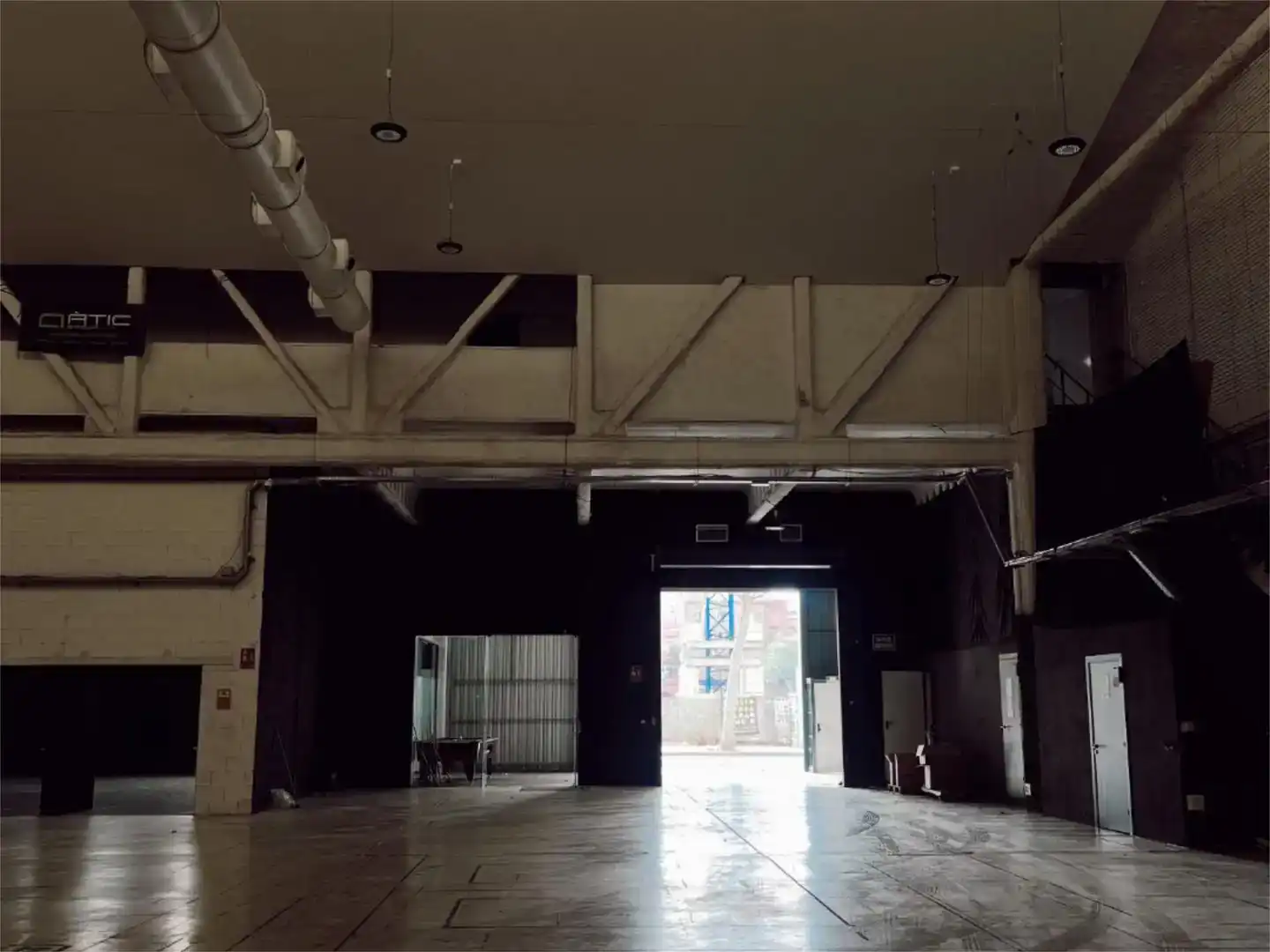 Fabrikhallen zur Miete in Sant Martí