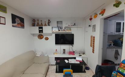 Living room of Flat for sale in L'Hospitalet de Llobregat