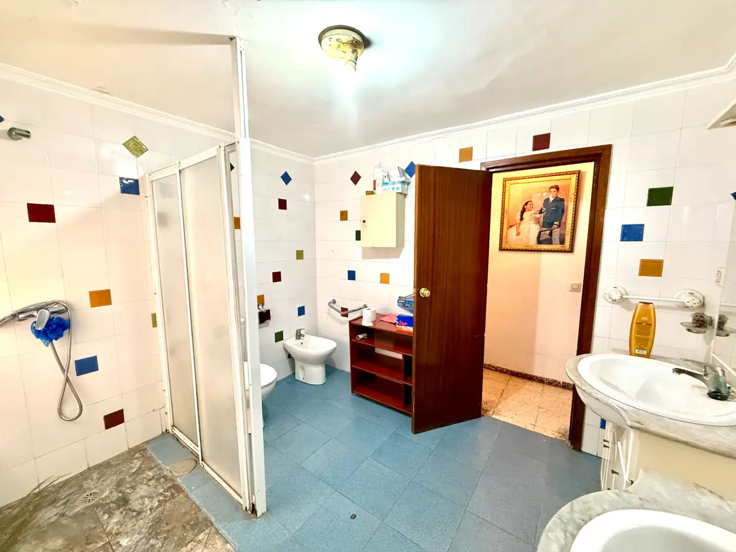 Bathroom of Flat for sale in Mairena del Aljarafe  with Terrace and Balcony