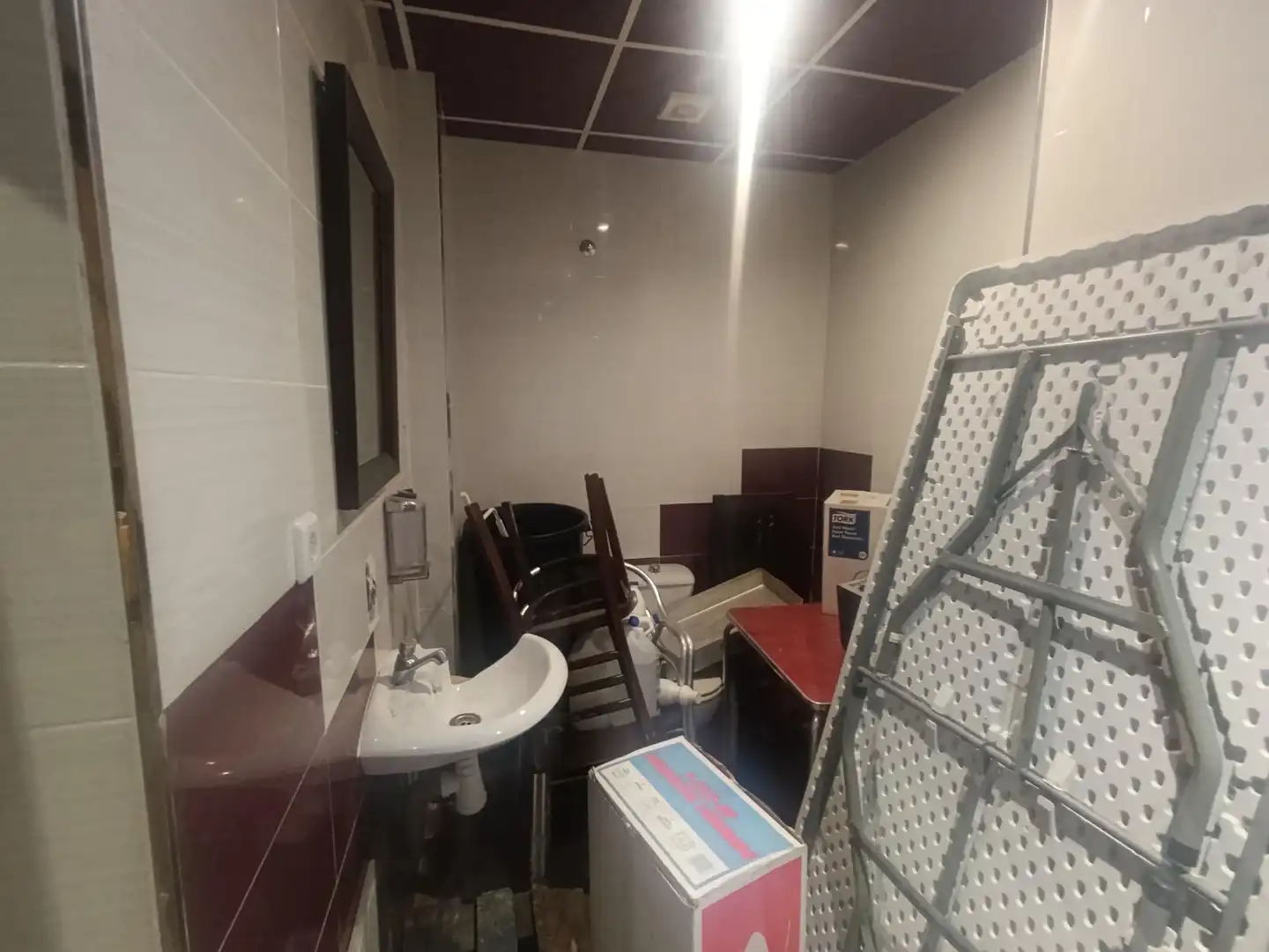 Local comercial en venta en Calle de Ramón José Sender 4, imagen 4