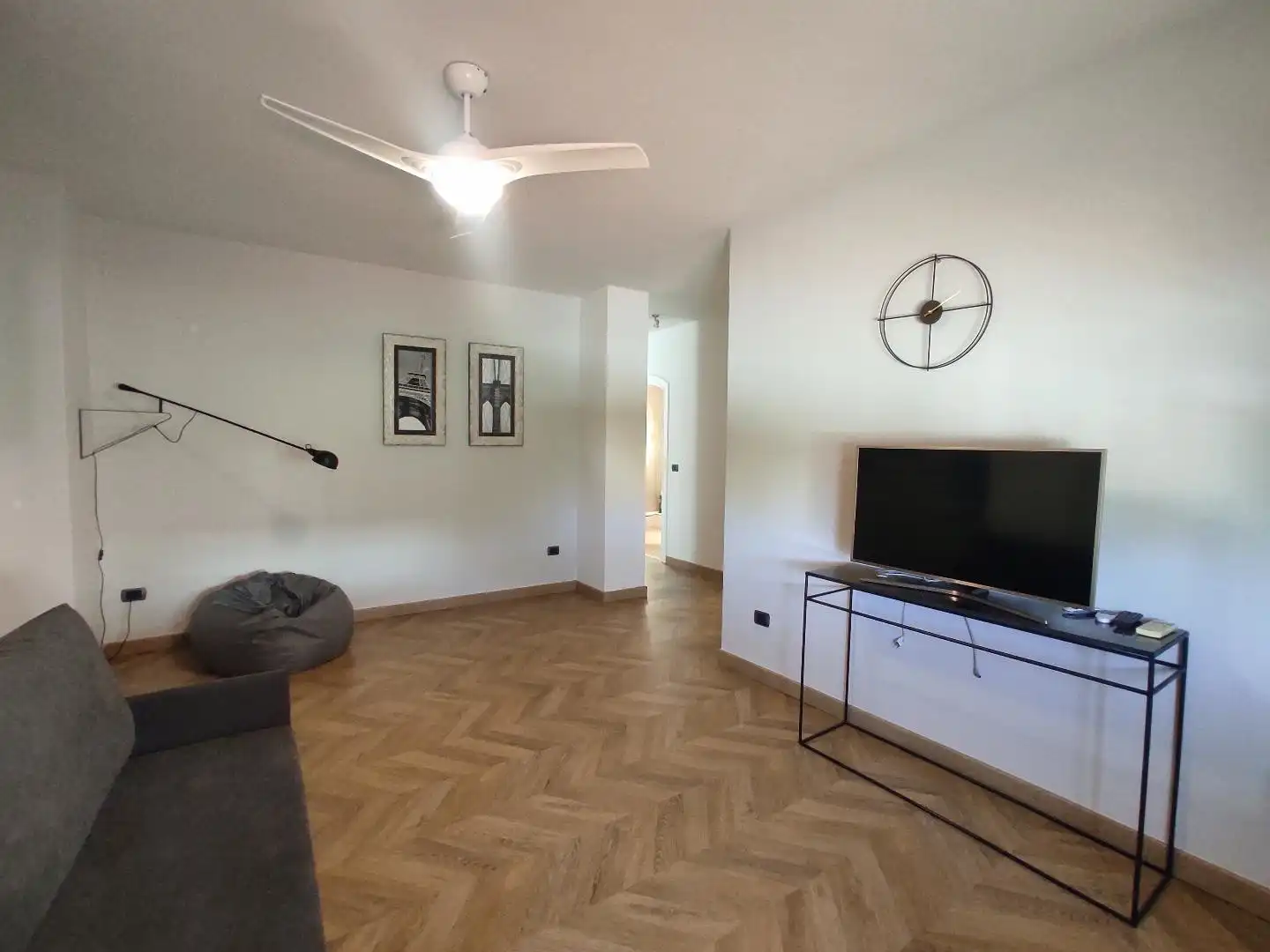Sala d'estar de Casa o xalet en venda en Castellón de la Plana / Castelló de la Plana amb Terrassa, Traster i Moblat