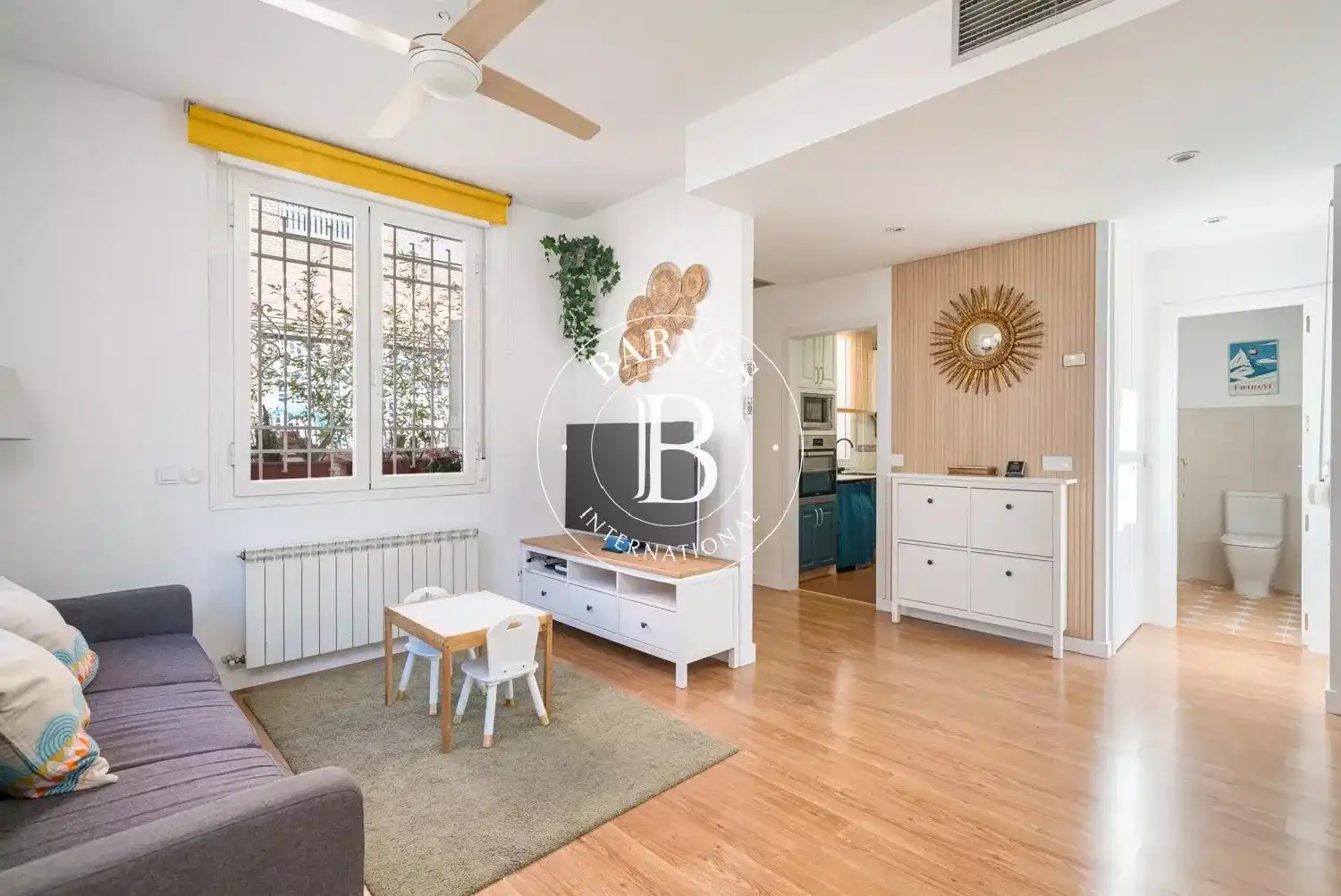 Sala d'estar de Apartament en venda en Madrid amb Aire condicionat, Calefacció i Terrassa