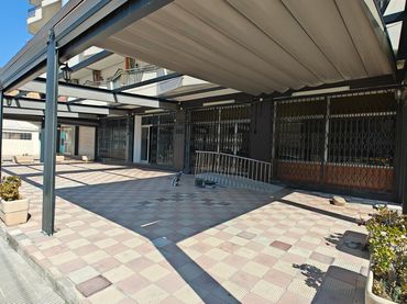 Local comercial en venda a Carrer de Cubelles 3