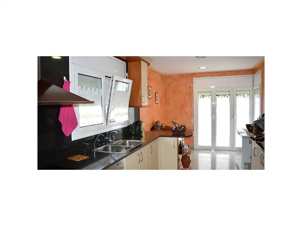 Houses for sale in Sant Julià de Vilatorta