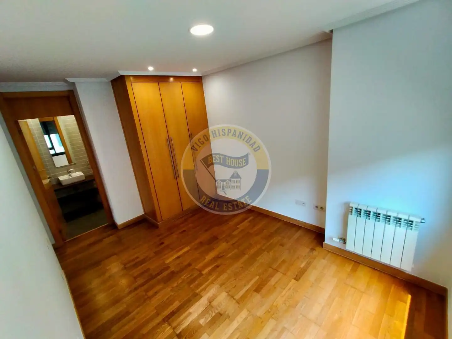Flat for sale in Vigo   with Heating and Storage room