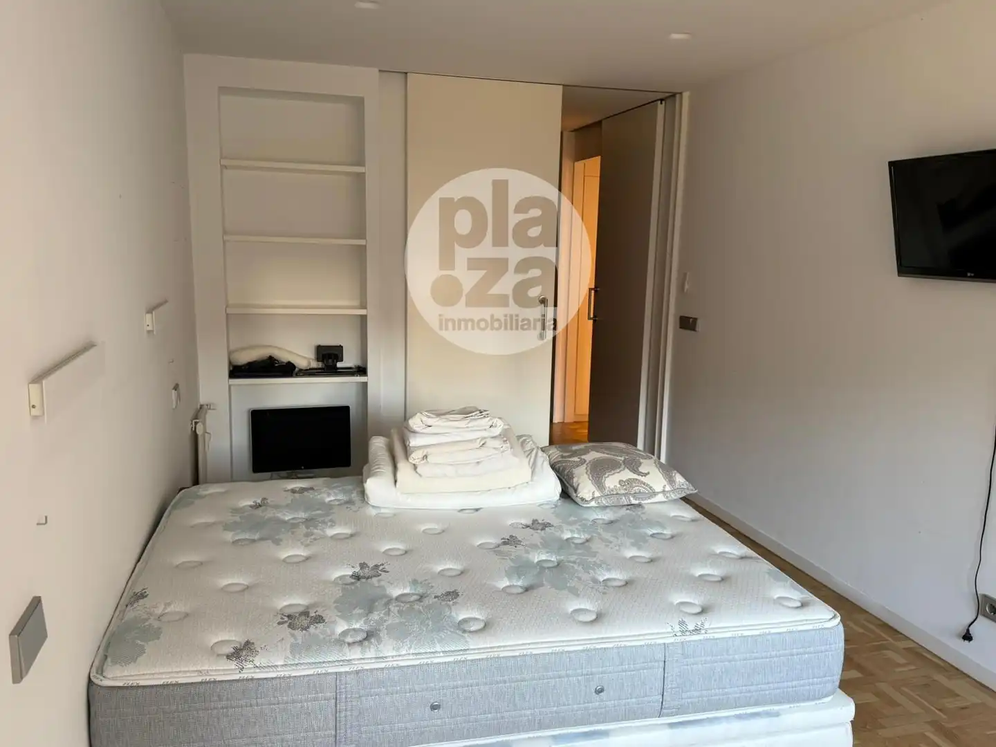Bedroom of Flat for sale in Burgos  with Heating