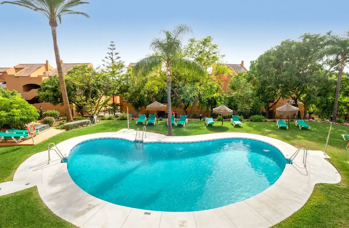 Piso con ascensor en venta en Elviria - Cabopino, imagen 17