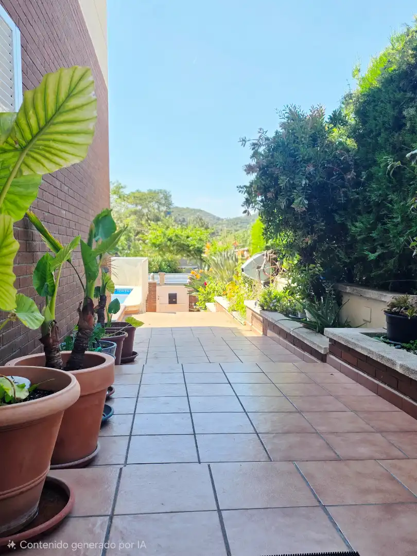 Terraza de Casa o chalet en venta en Cerdanyola del Vallès con Aire acondicionado, Calefacción y Jardín privado