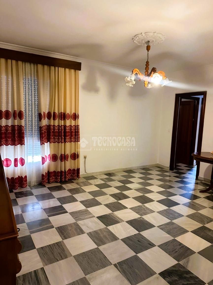 Flat for sale in Marchena  with Terrace