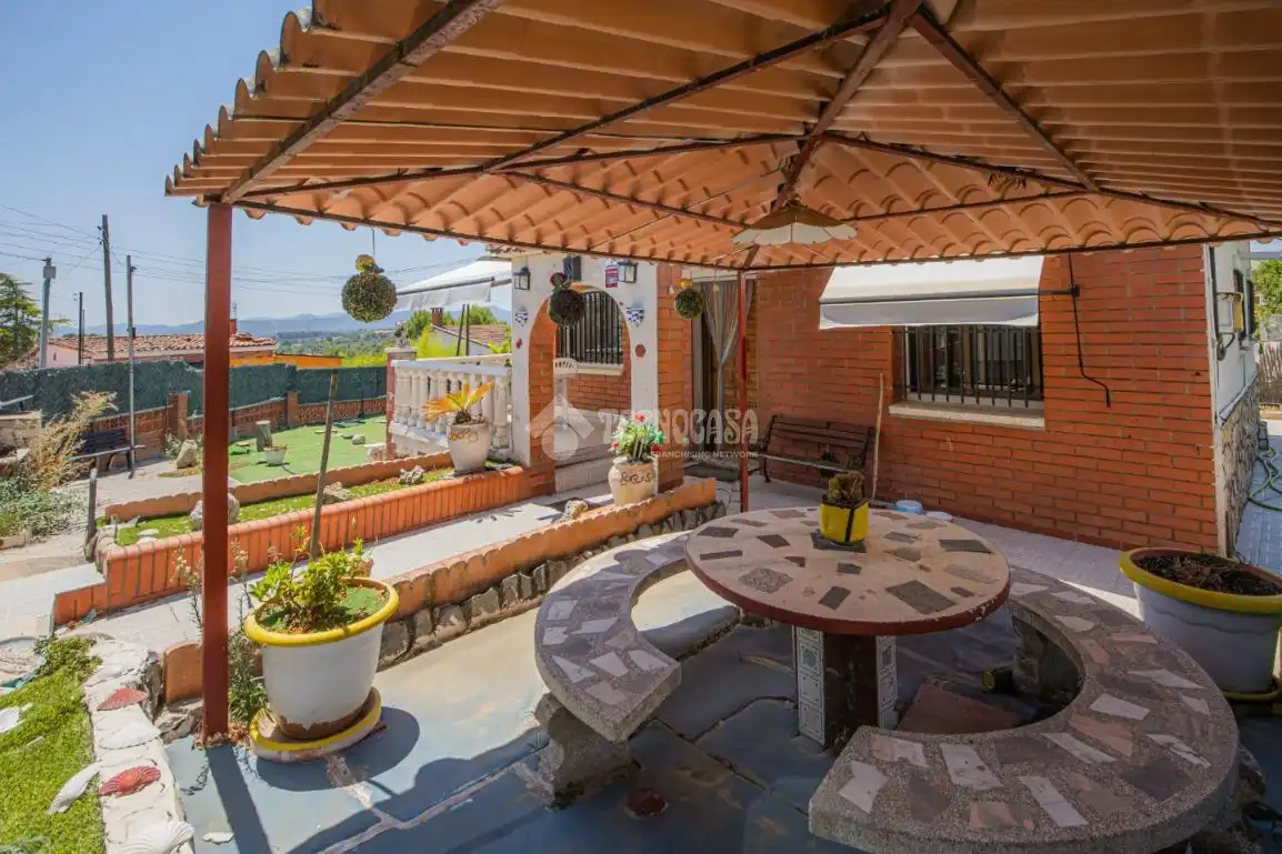 Terraza de Casa o chalet en venta en Rubí