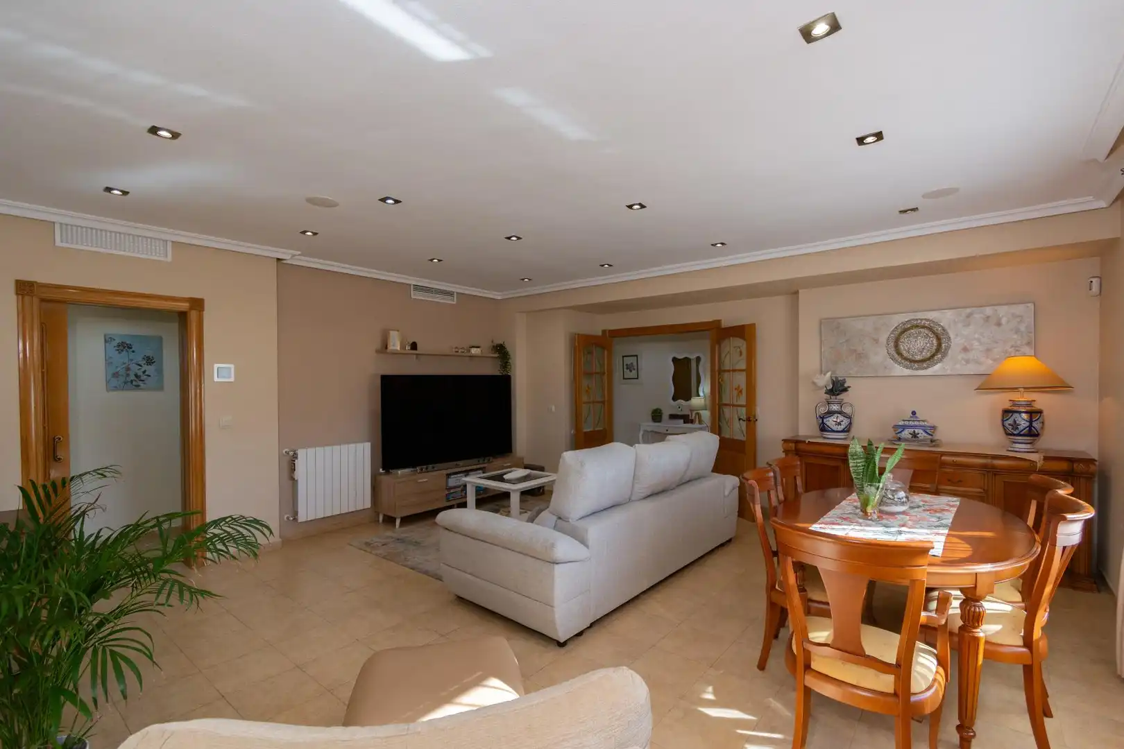 Sala d'estar de Casa o xalet en venda en La Unión amb Aire condicionat, Calefacció i Jardí privat
