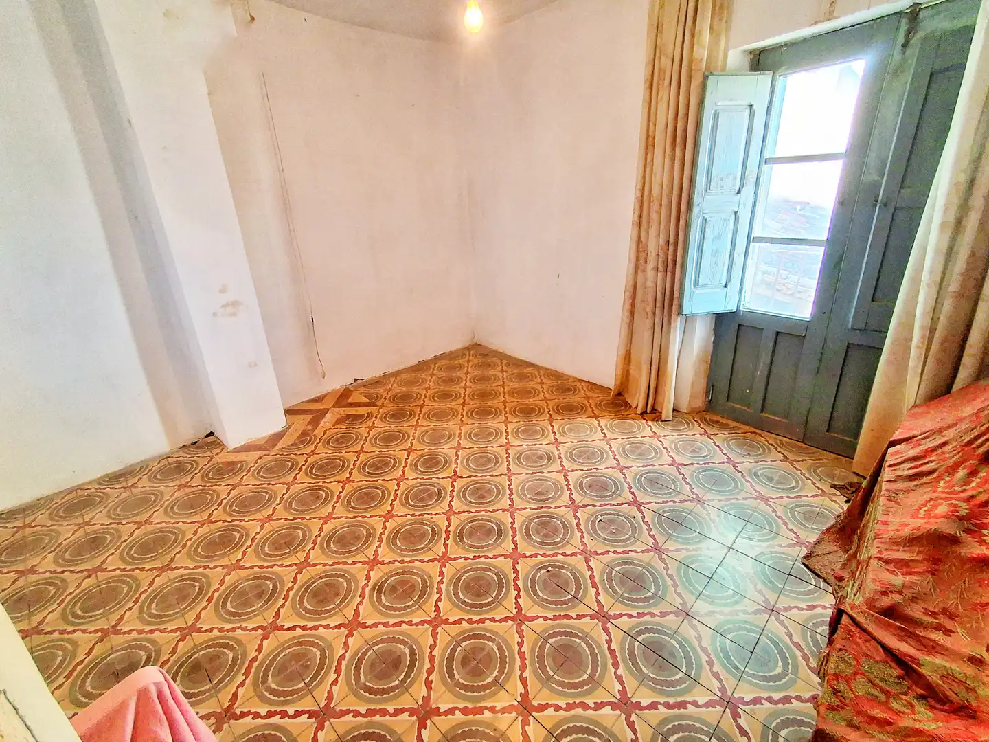 Detached homes for sale in La Vid y Barrios   with Private garden and Furnished