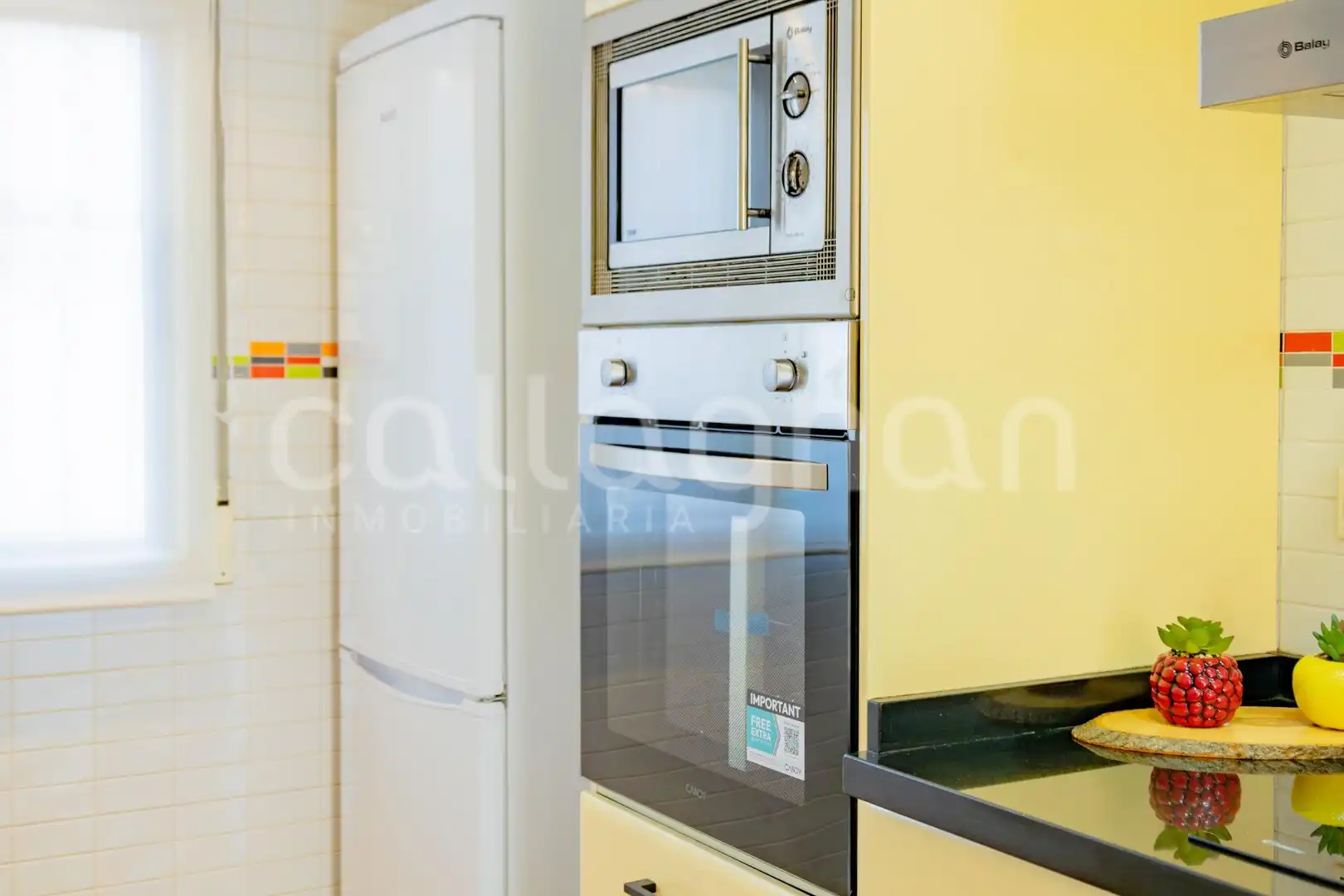 Küche von Loft zum Verkauf in Valencia mit Klimaanlage und Balkon