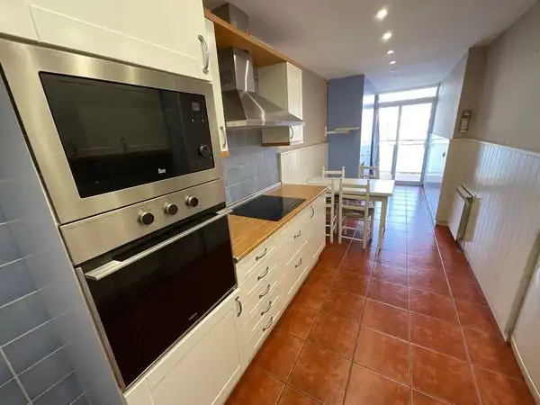 Cocina de Ático en venta en Cerdanyola del Vallès con Aire acondicionado, Calefacción y Parquet