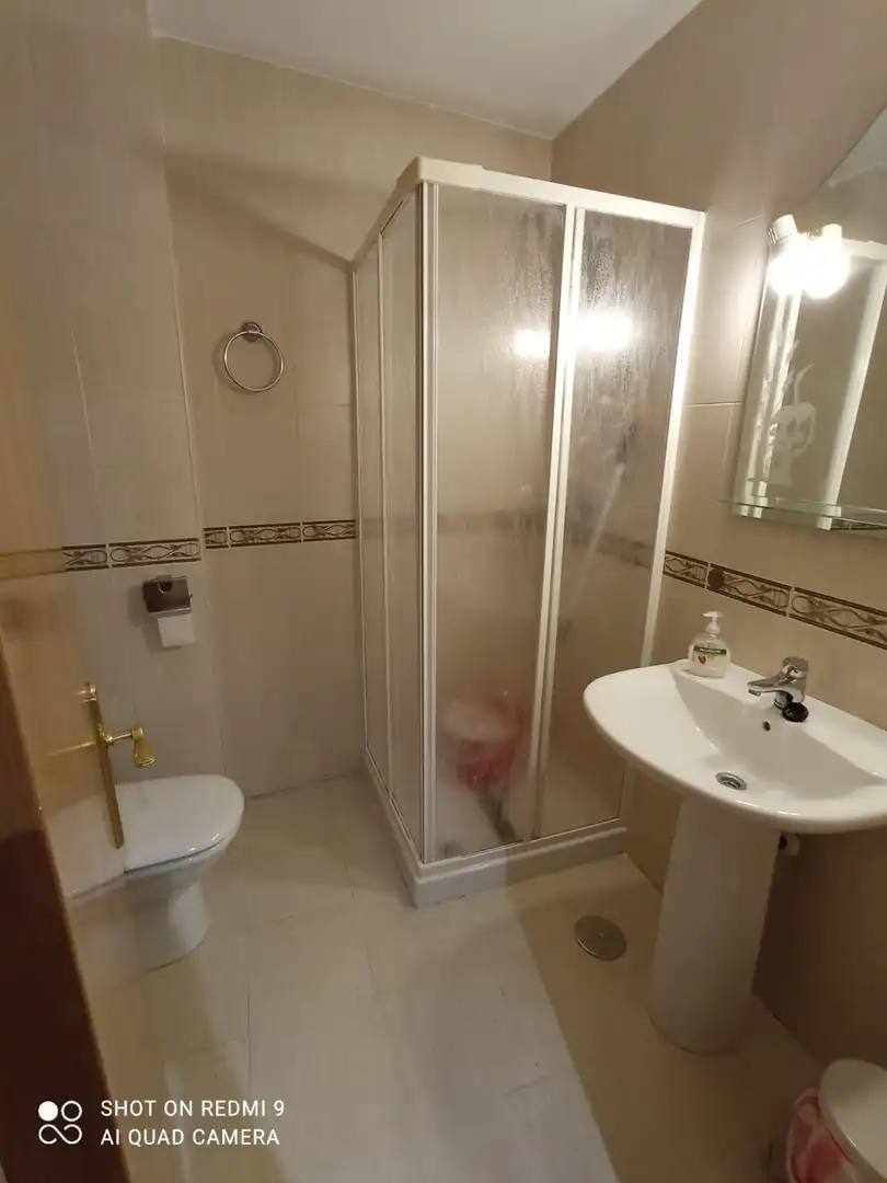 Badezimmer von Wohnung zum Verkauf in Aranjuez mit Klimaanlage, Heizung und Möbliert