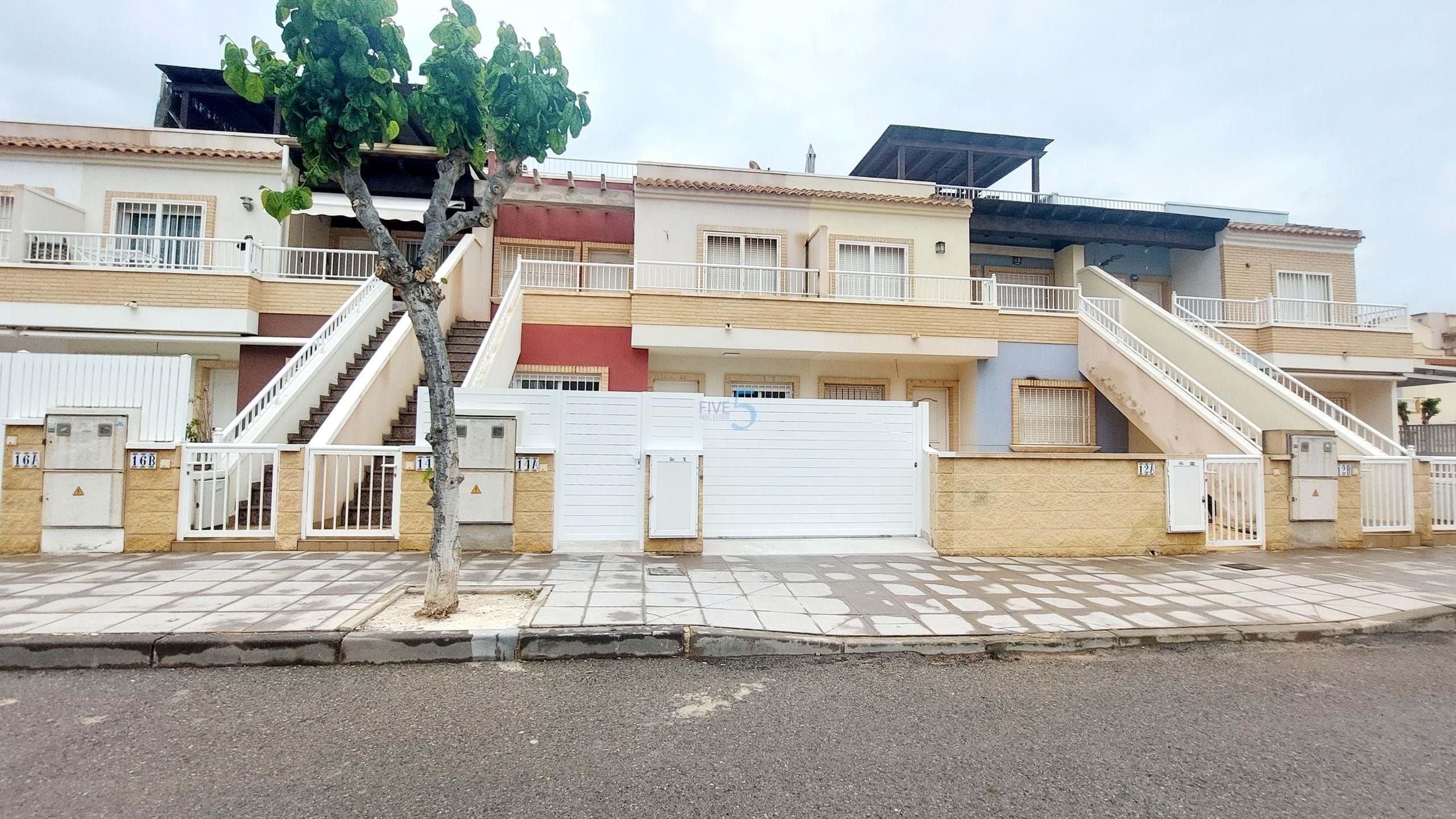 Exterior view of Flat for sale in Pilar de la Horadada  with Air Conditioner, Heating and Terrace